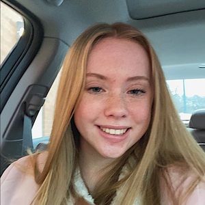 Meet your Posher, Leigh